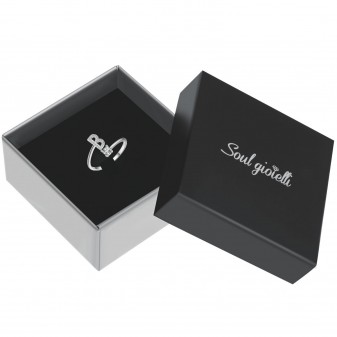 Anello Lettera B in confezione regalo nera con logo Soul Gioielli