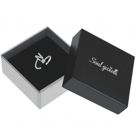 Anello Lettera N nella sua confezione regalo nera con logo Soul Gioielli