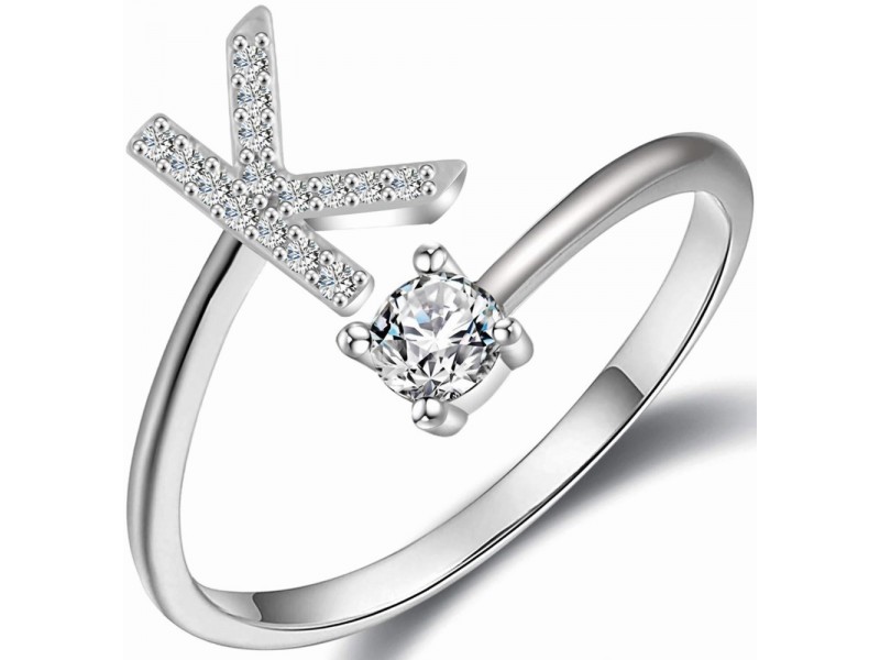 Anello Lettera K con zirconi cubici, design elegante e regolabile – Soul Gioielli