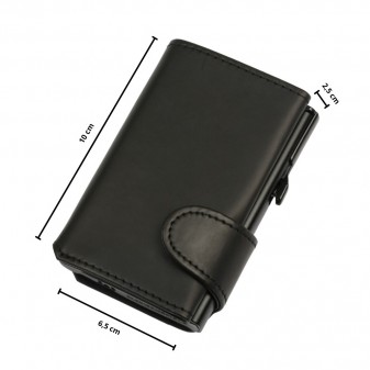 Portafoglio EasyCard Nero/Nero con misure: 10 cm di altezza, 6,5 cm di larghezza e 2,5 cm di spessore.