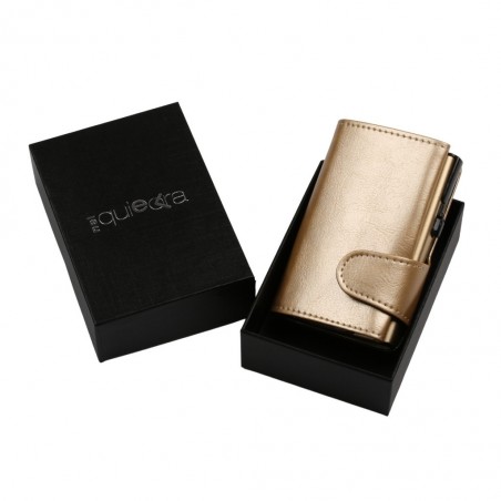 Portafoglio trifold oro soft touch in confezione rigida nera con logo NelQuieOra.