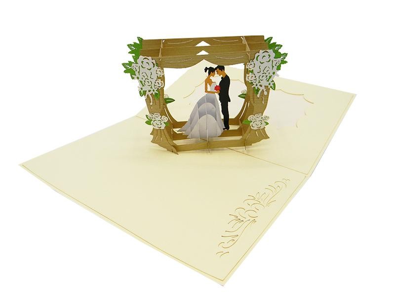 Biglietto Auguri Matrimonio con cornice sposi in pop-up 3D e fiori