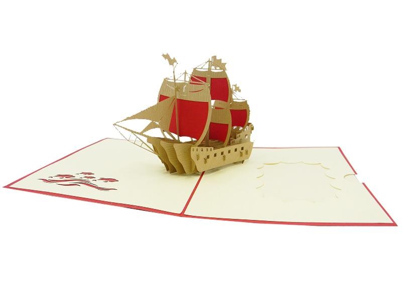 Biglietto auguri pop-up vascello rosso e kraft tridimensionale aperto