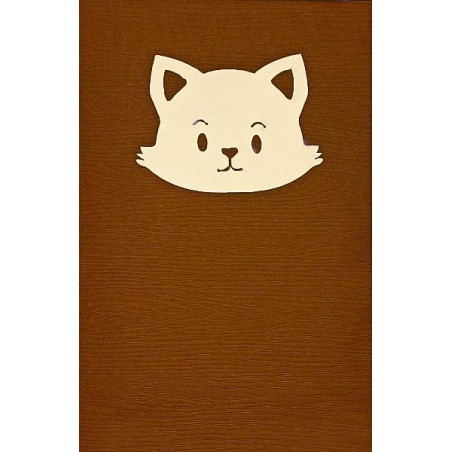 Copertina marrone chiaro con silhouette di musetto gatto incisa