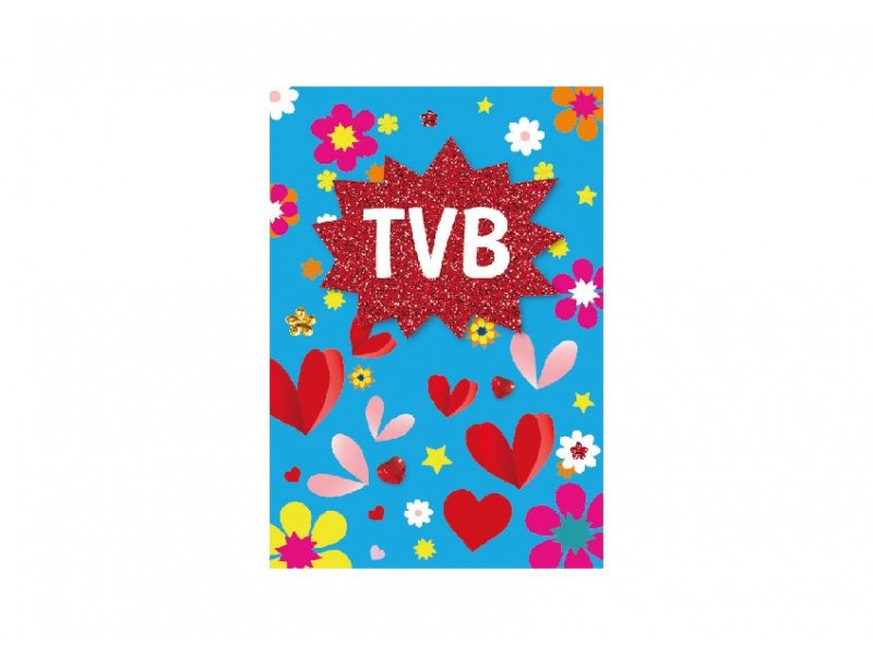 Biglietto “TVB” con cuori e fiori su sfondo azzurro