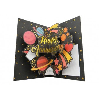 Interno pop-up “Happy Anniversary” con stelle, pianeti e navicella spaziale